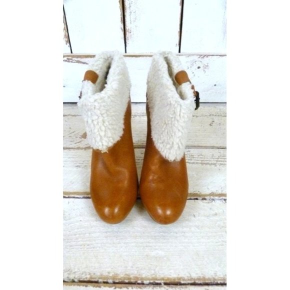 Light brown tan leather high heel faux shearling fur ankle boot - Picture 3 of 4